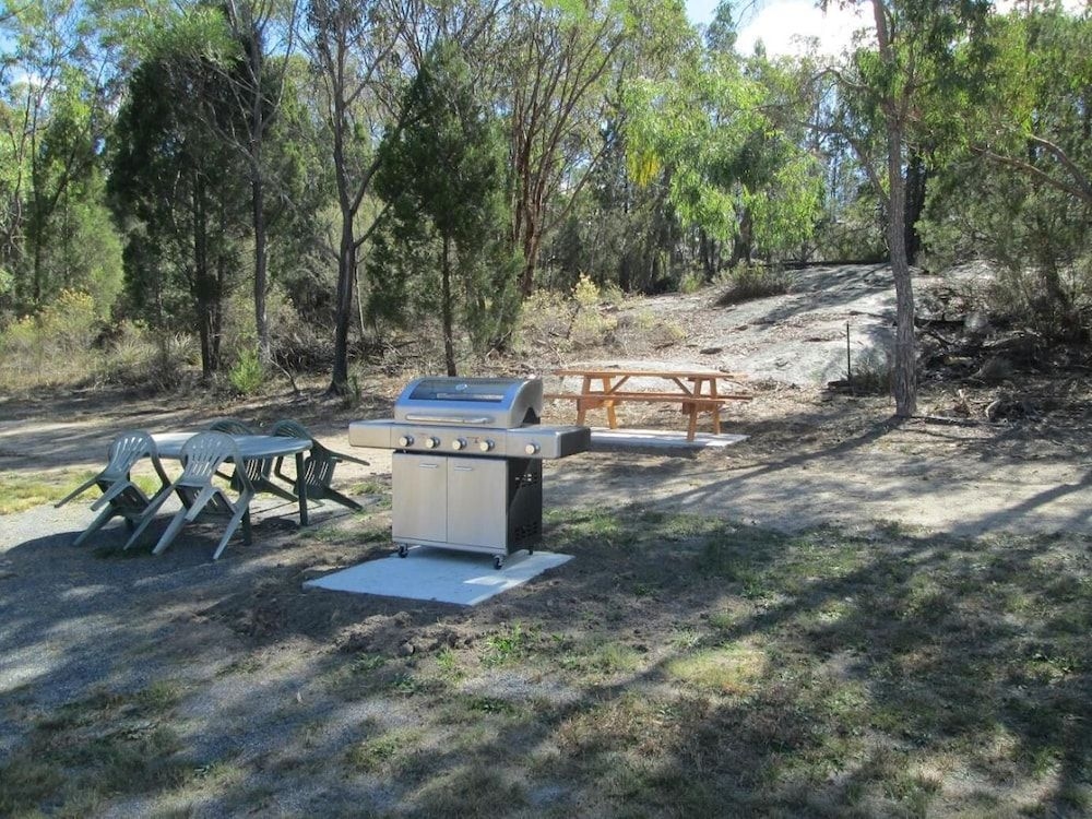 Just Red Wines Cabins4