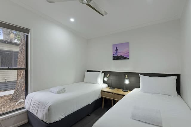 Deluxe 2 Bedroom Cabin