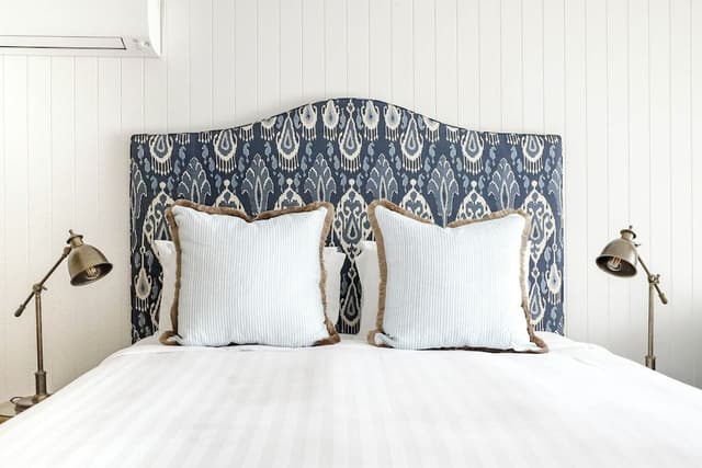 Deluxe Room, 1 King Bed