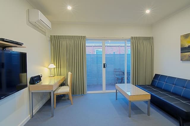 One Bedroom Apartment