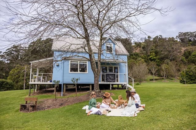 Wattamolla Lodge