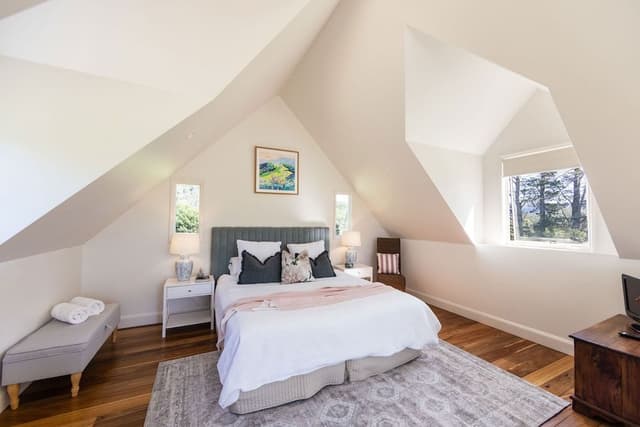 Wattamolla Lodge