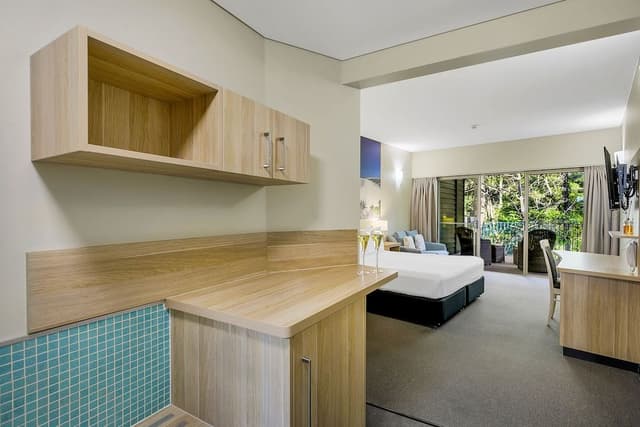 King Resort Hotel Room