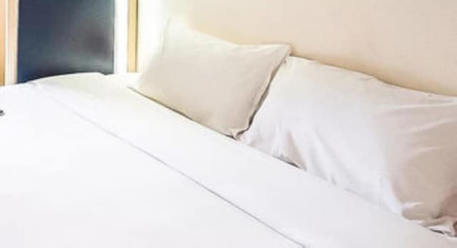 Standard Room, 1 Queen Bed