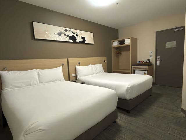 Room, 2 Double Beds (Accessible)