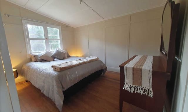 Traditional House, 3 Bedrooms, Valley View, Mountainside