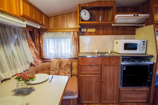 House, 2 Bedrooms, 2 Bathrooms (2-Bedroom House plus Caravan sleeps 2)
