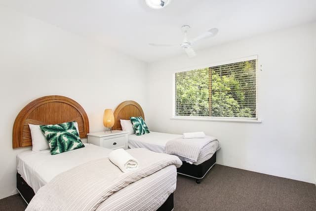 2 Bedroom Seaview Apartment