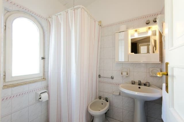 Economy Triple Room (Spa Access)