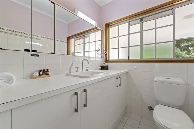 3 Bedroom Cottage