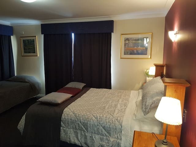 Deluxe Double Room, Ensuite (1)