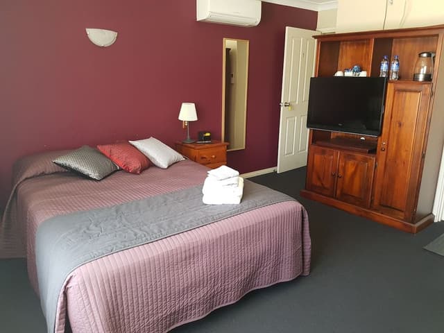 Deluxe Double Room, Ensuite (1)