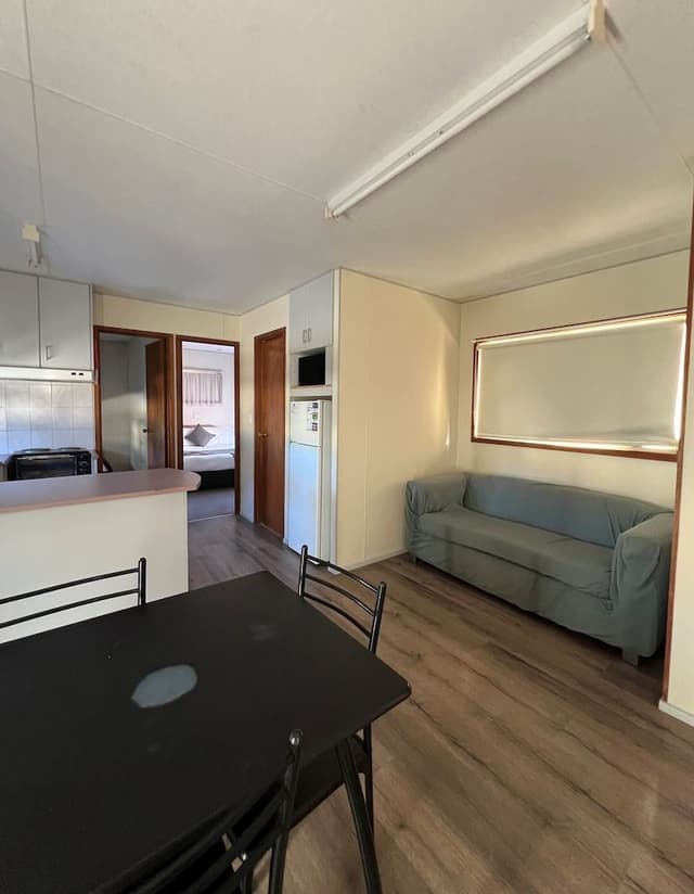 Deluxe Cabin, Pets Not Allowed