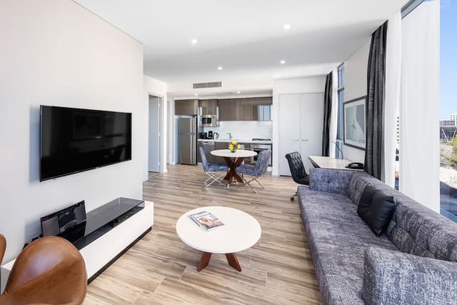 1 Bedroom Aero Suite