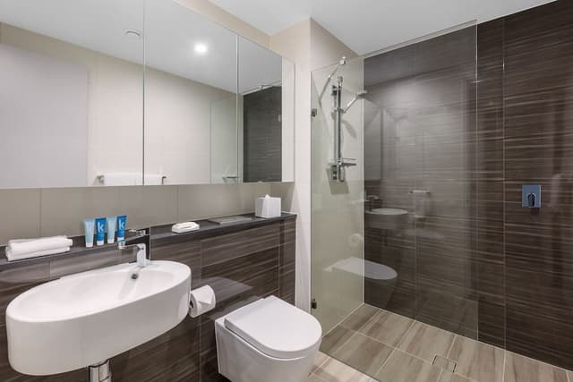 1 Bedroom King Suite