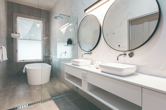 Hunter Suite