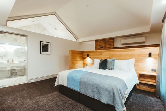 Deluxe Studio Suite, 2 Bedrooms