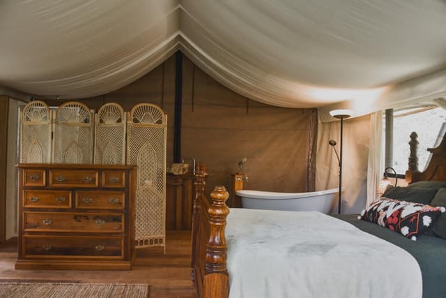 Glamping Deluxe Tent