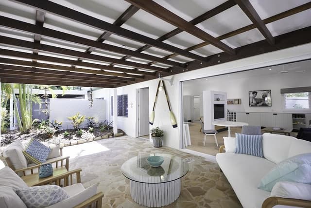 South Suite