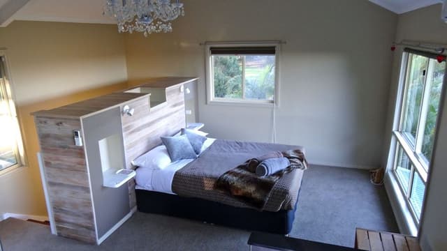 Love Cottage