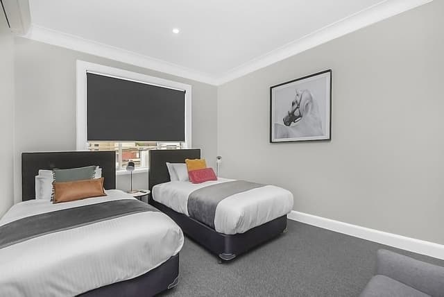 Standard Twin Room, Shared Bathroom