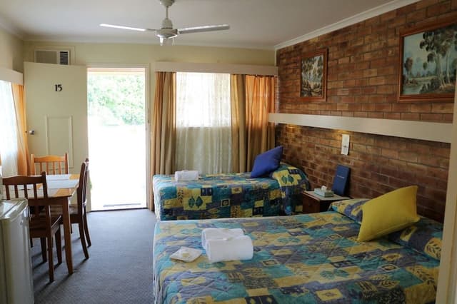 Family Room 2