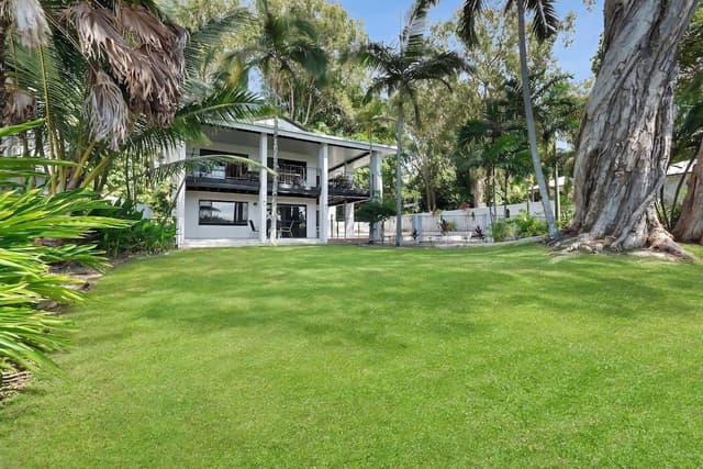 4 Bedroom Beach House