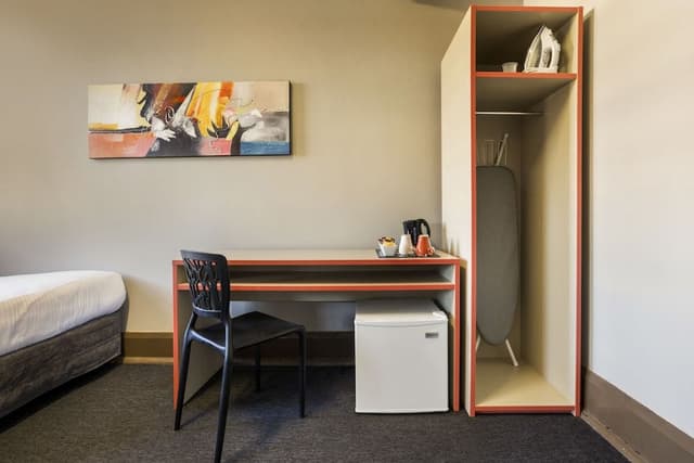 Economy Family - Shared Facilities