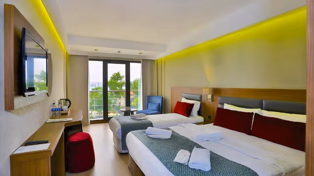 Deluxe Double or Twin Room with Bosphorus View