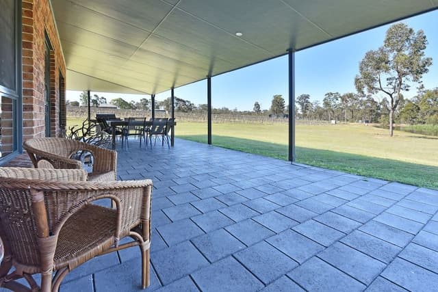 Ironstone Lodge