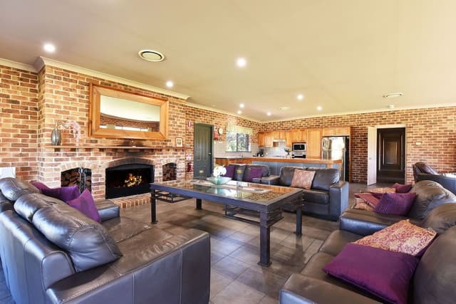 Ironstone Lodge