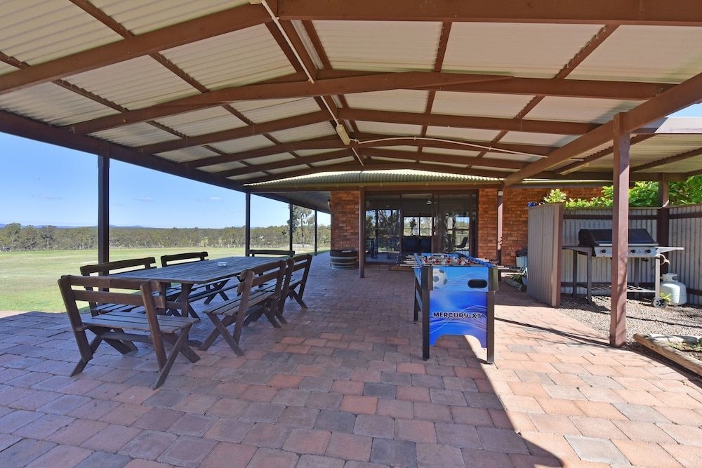 Ironstone Estate Lovedale3