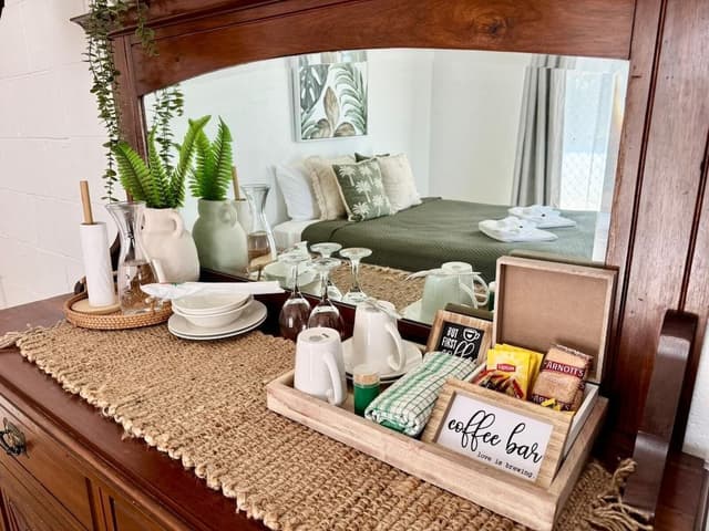 Executive Studio, 1 Queen Bed, Jetted Tub