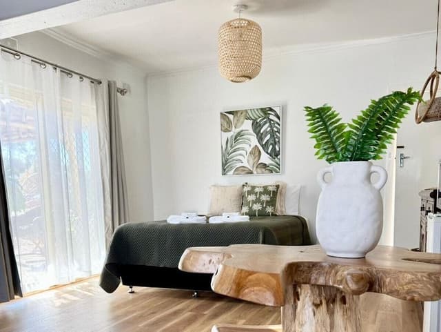 Executive Studio, 1 Queen Bed, Jetted Tub