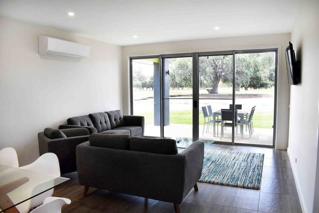 Deluxe Apartment, 3 Bedrooms, Kitchen, Golf View