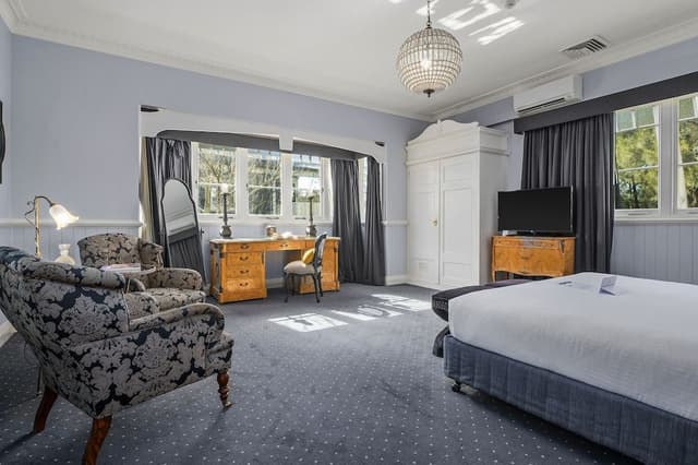 Premier Room
