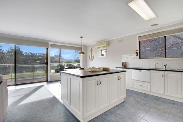 Apartment, 3 Bedrooms, Lake View