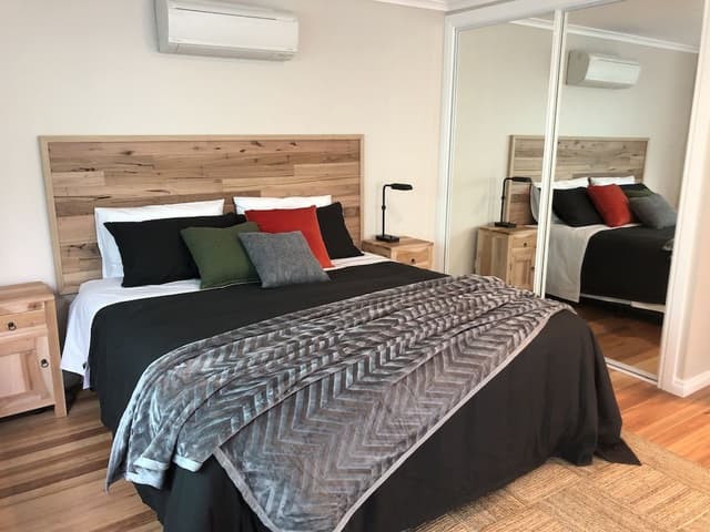 Deluxe Studio Suite