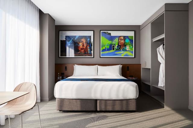 Adnate 2 Bedroom Interconnecting