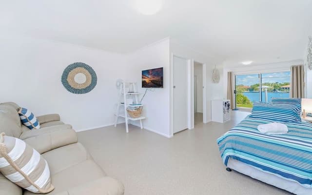 House, 4 Bedrooms