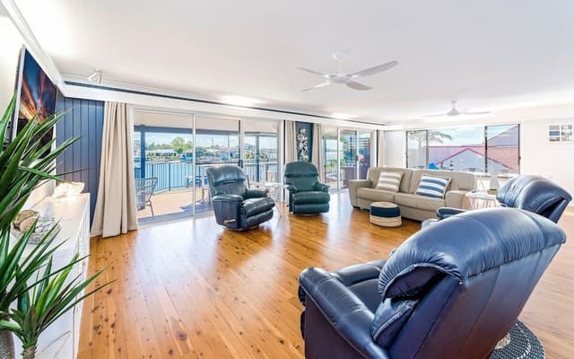 House, 4 Bedrooms