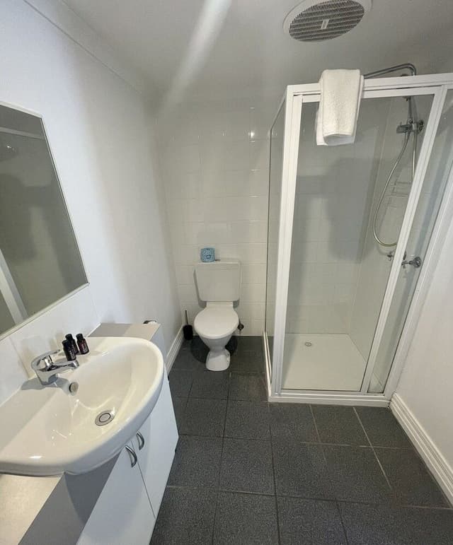 Courtyard Room