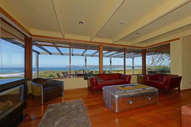 Panoramic House, 3 Bedrooms, Ocean View, Beachfront
