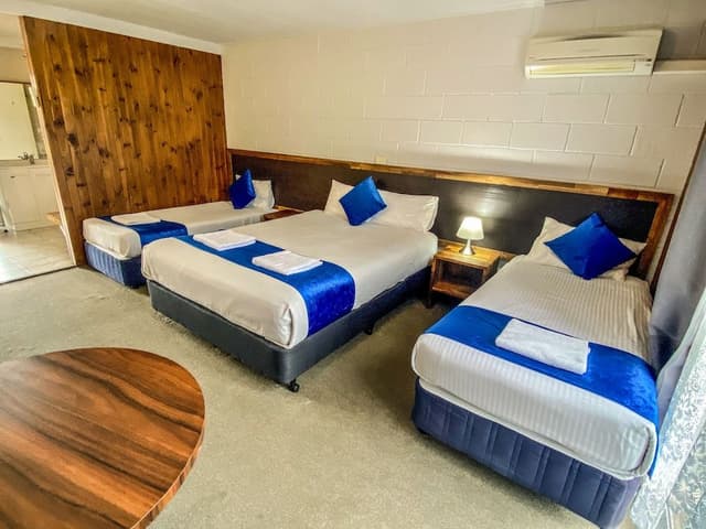Standard Quadruple Room