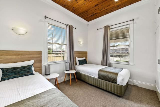 Cottage, 2 Bedrooms (Self Contained)