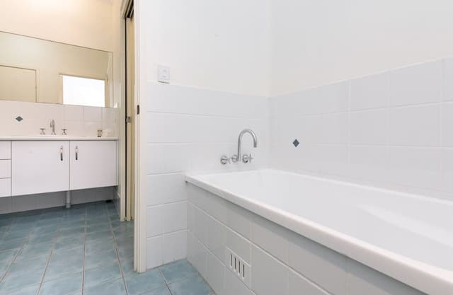 House, 4 Bedrooms