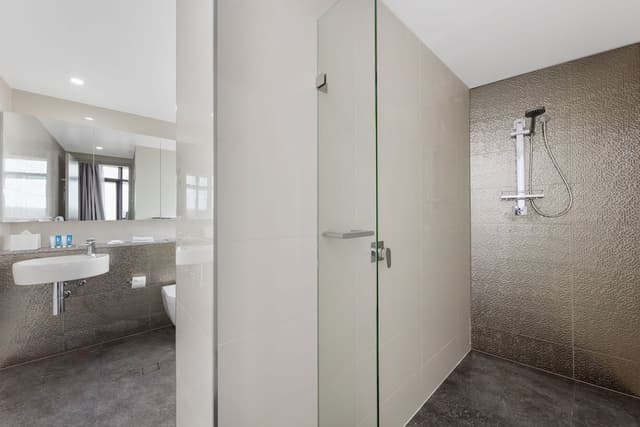 3 Bedroom Riverview Suite