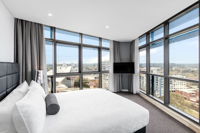 3 Bedroom Riverview Suite