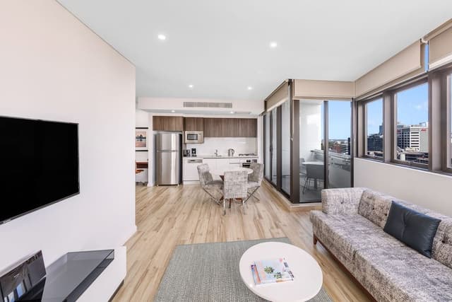 1 Bedroom Suite