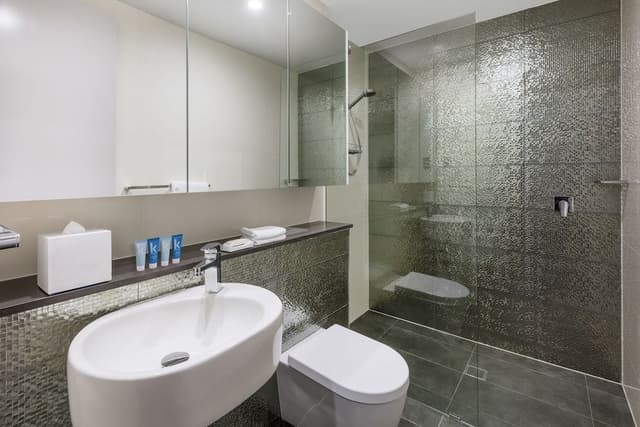 1 Bedroom Balcony Suite